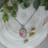 Ketting medaillon zilver, roze bloemen